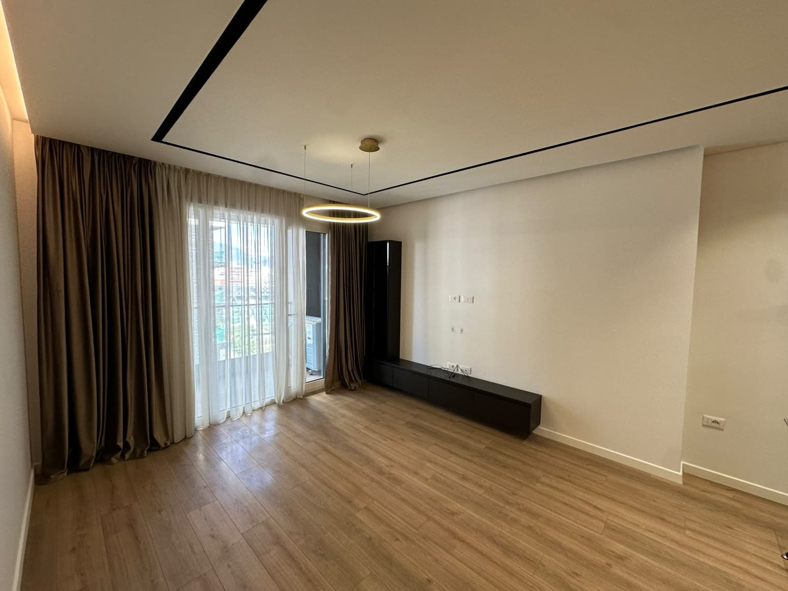 APARTAMENT 2+1