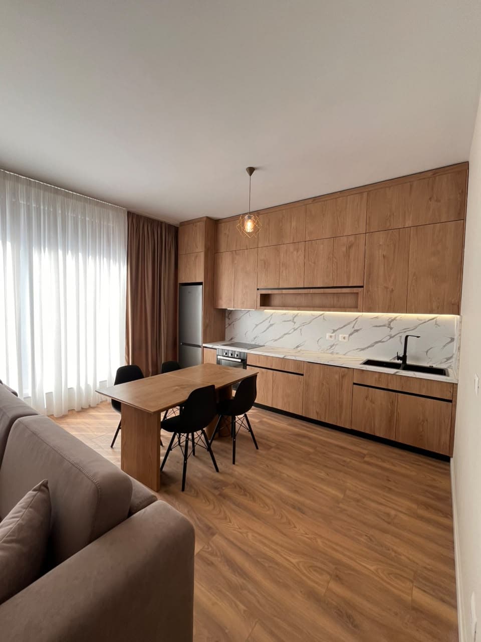 Apartament 1+1 — Tiranë